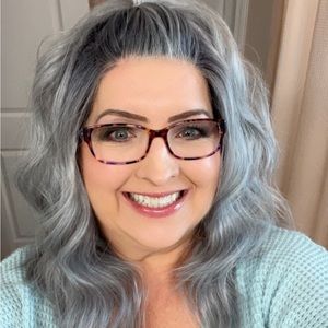 Meet your Posher, Glenda